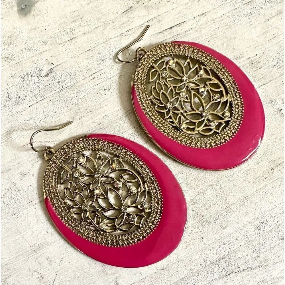 Pink gold tone rhinestone statement earrings